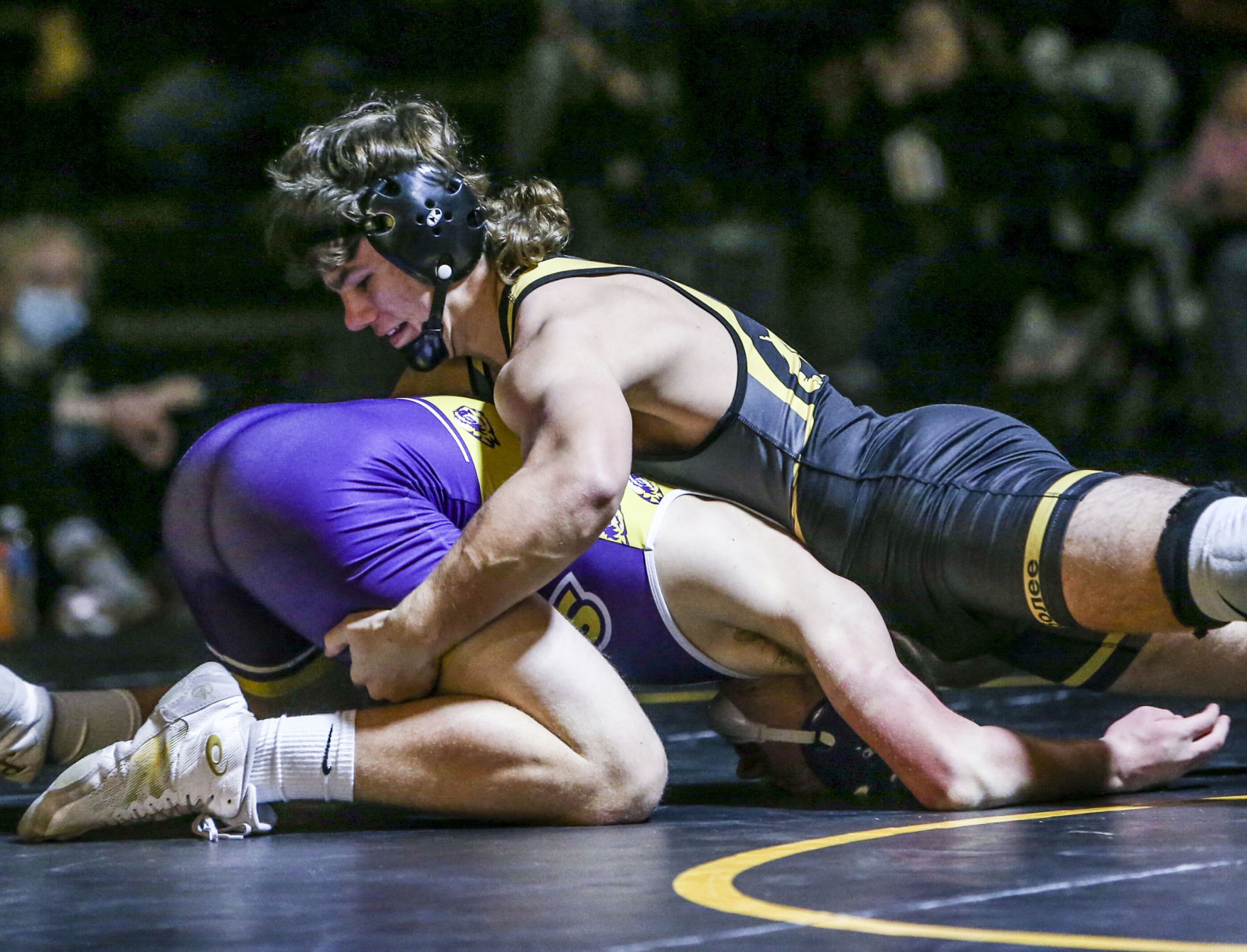 121720-qc-spt-bett wrestling-25.JPG